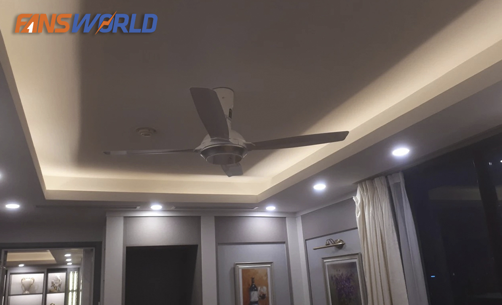 Thiết kế tinh tế và hiện đại của quạt trần Panasonic 4 cánh F 56XPG