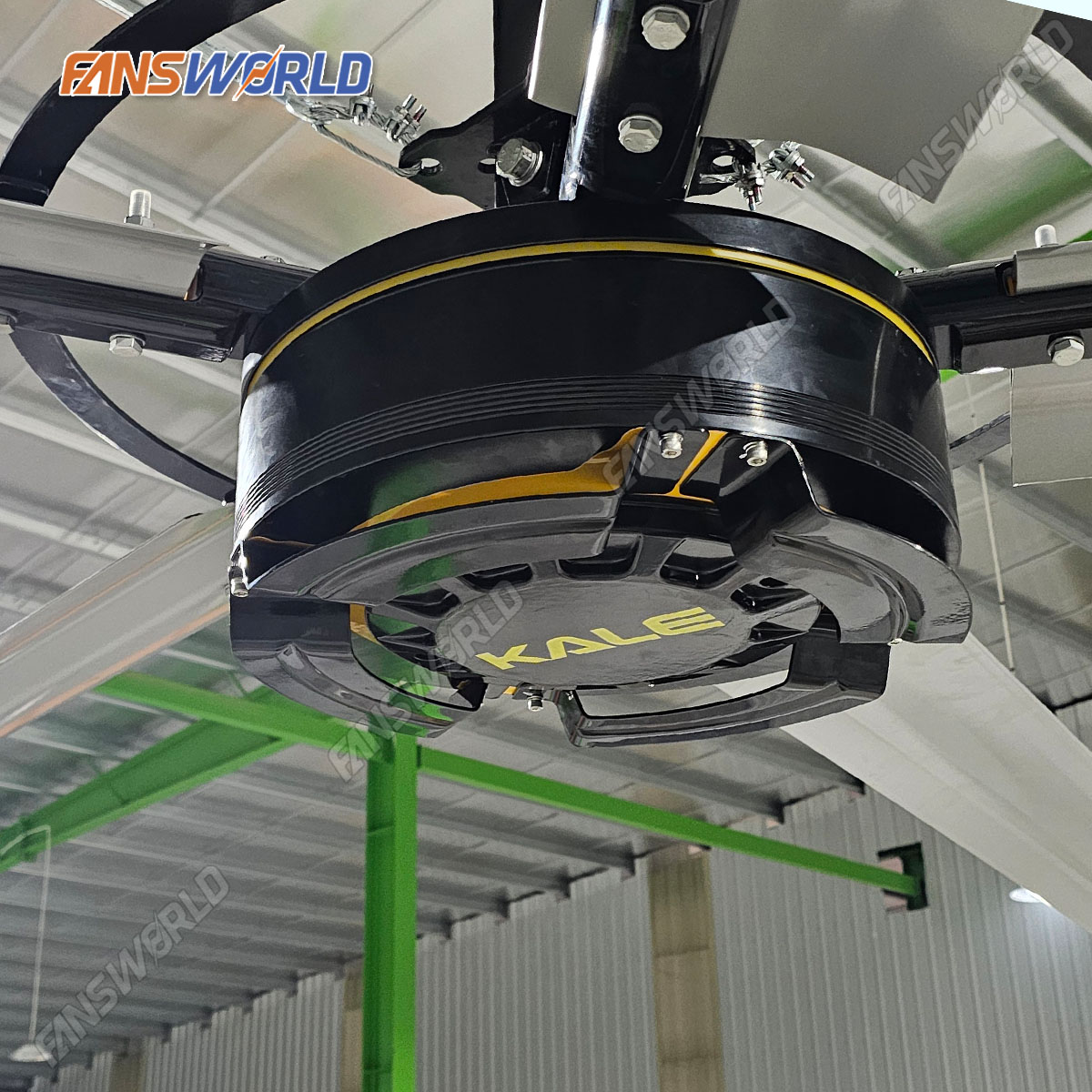 Quạt trần công nghiệp Zephyrus Quạt trần công nghiệp Zephyrus